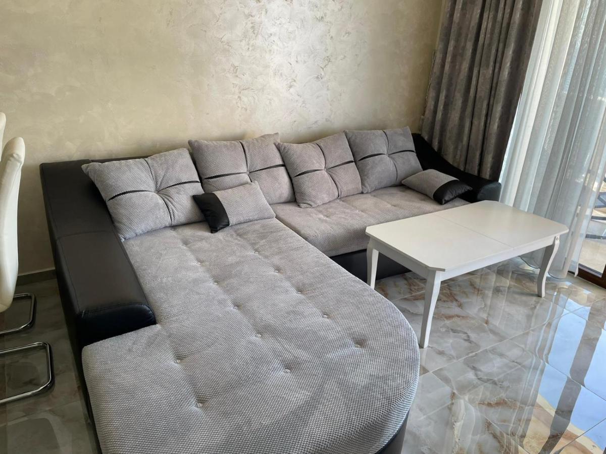 Luxury Penthouse Apartments At Valencia Gardens Бургас Екстериор снимка